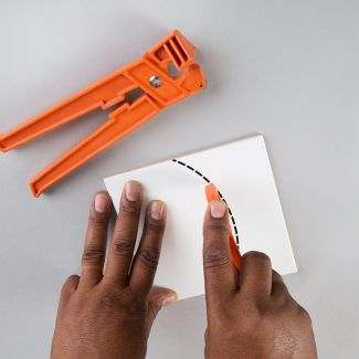 How to cut wall tiles