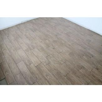 Tips when installing wood-look tiles